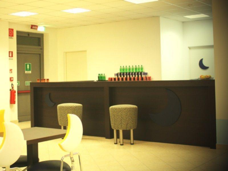 Hostal New Generation Chic Sempione *