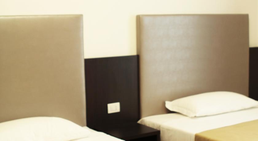 Hostal New Generation Chic Sempione